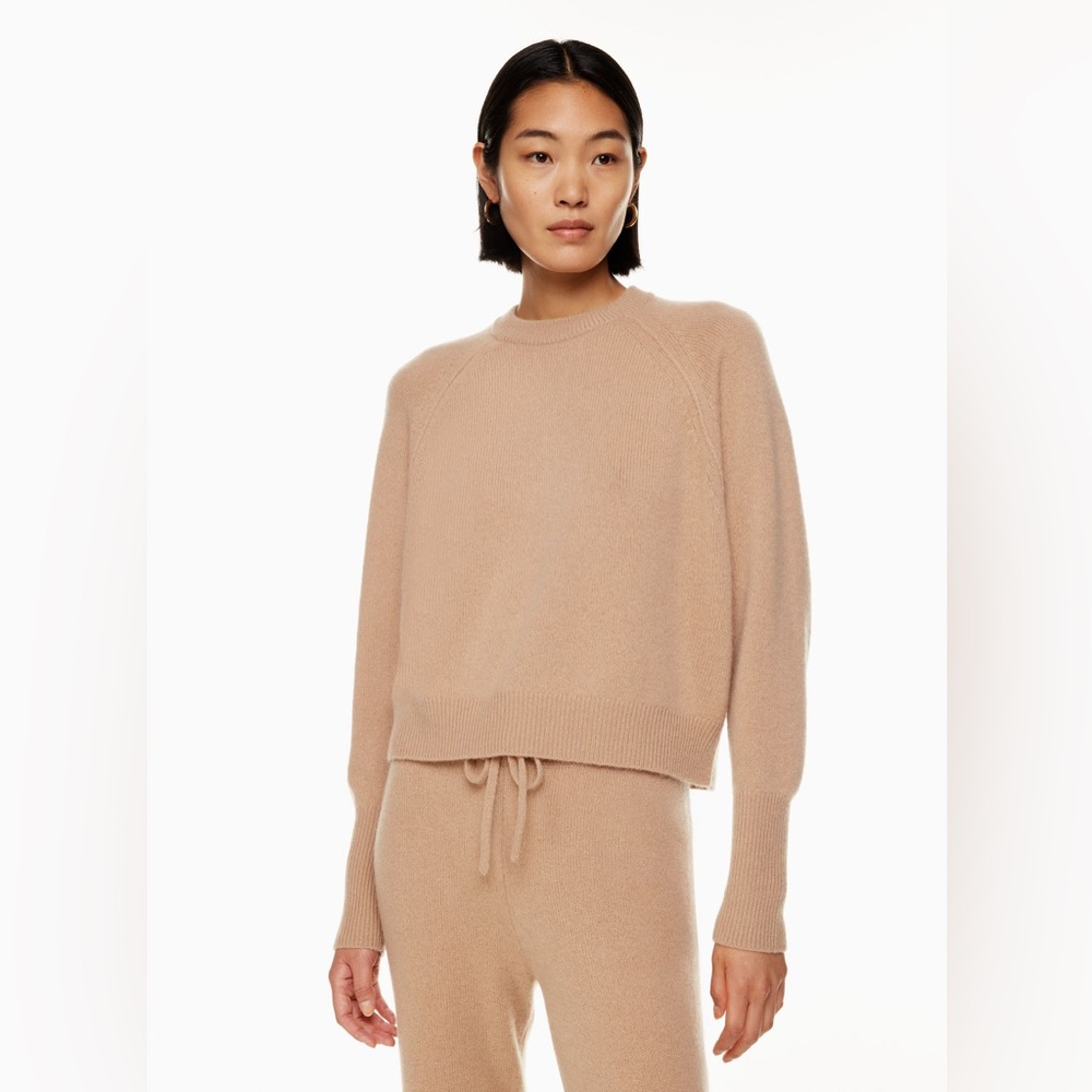 Aritzia Women's Crew Neck Sweater - Beige